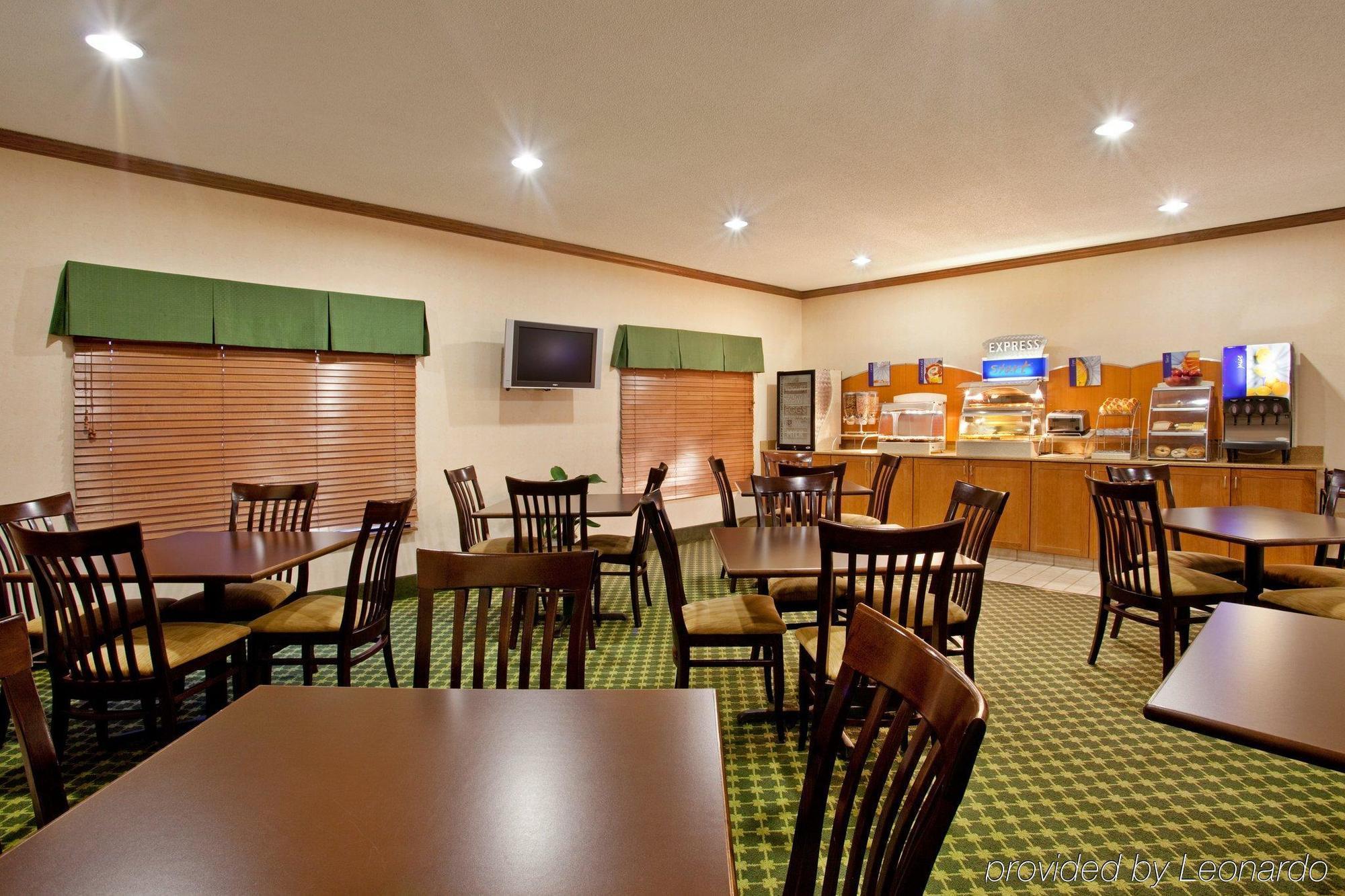 Baymont By Wyndham Merrillville Restaurant billede